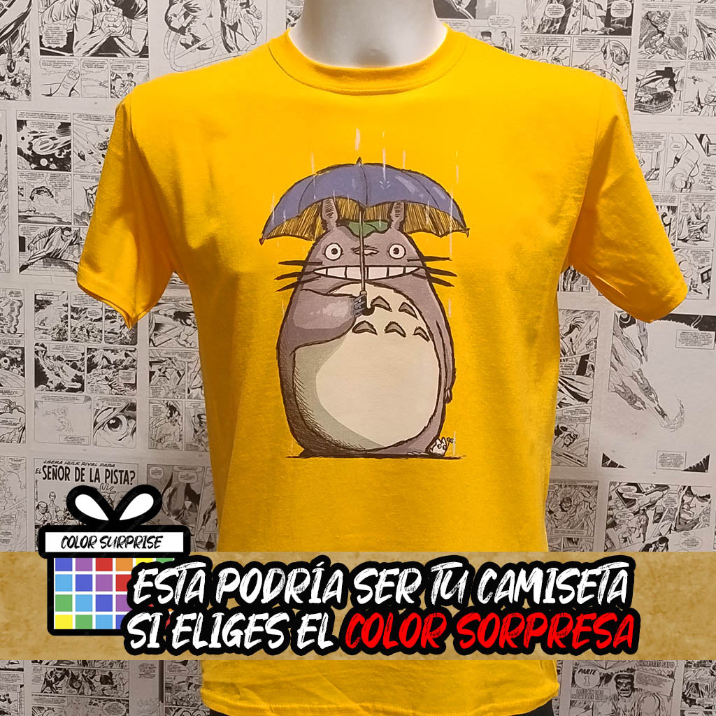 Camiseta Totoro bajo la lluvia de Studio Ghibli