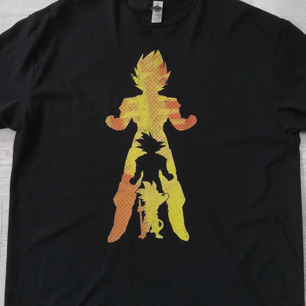 Camiseta Goku Evolución | Dragon Ball | Anime Retro - Infantil - Vista Frontal