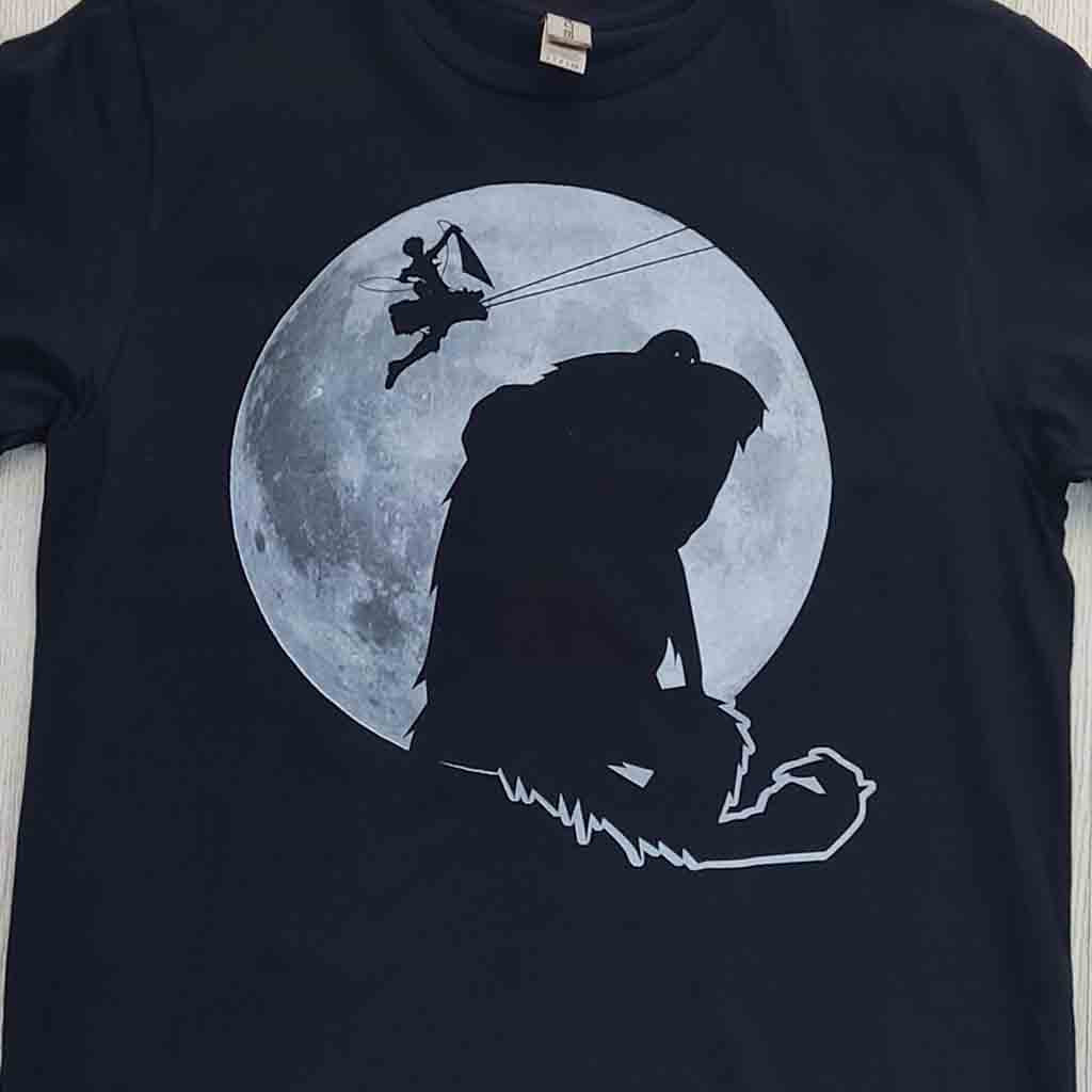 Camiseta Levi vs Titán Bestia | Anime Ataque a los Titanes | Mujer