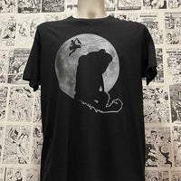 Camiseta Levi vs Titán Bestia | Anime Ataque a los Titanes | Hombre - Vista Frontal