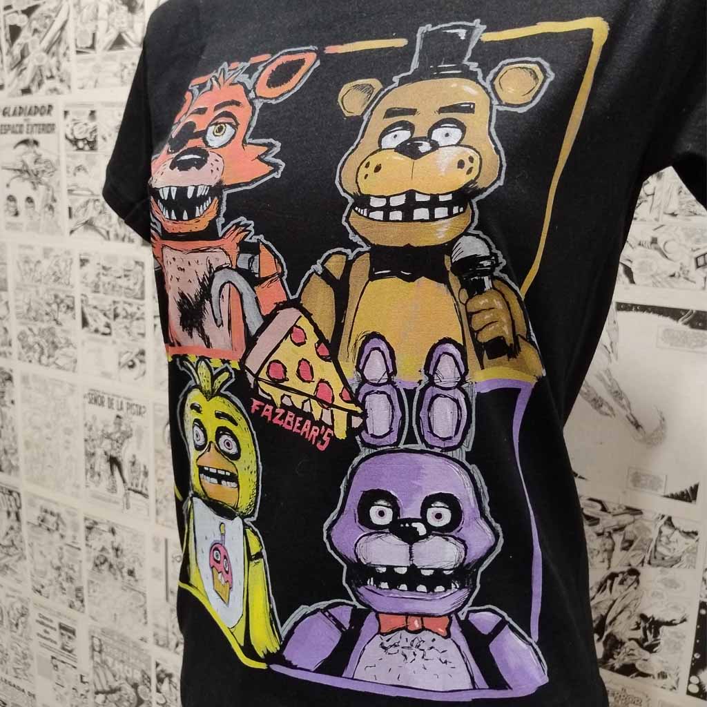 Camiseta Animatronicos | Videojuego Five Nights at Freddy's | Mujer