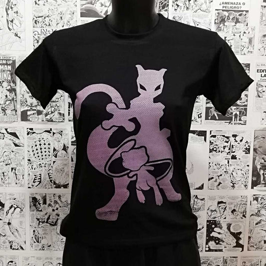 camiseta de mew y mewtwo del videojuego pokémon