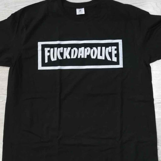 Camiseta con el lema fuck da police
