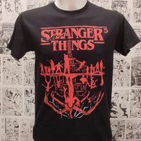 Camiseta Serie Stranger Things  | Mundo del Revés vs Hawkins | Hombre - Frontal
