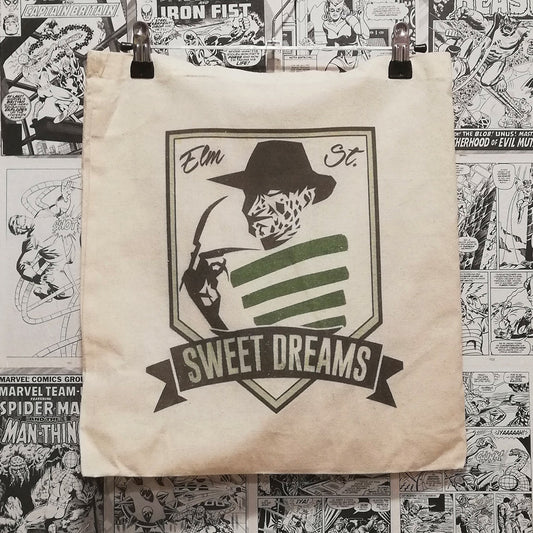 Tote Sweet Dreams | Cine Pesadilla en Elm Street - Vista frontal