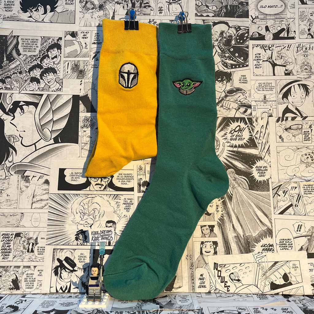 Calcetines de la Talla 39-45 de Baby Yoda y Mando de la Serie Mandalorian